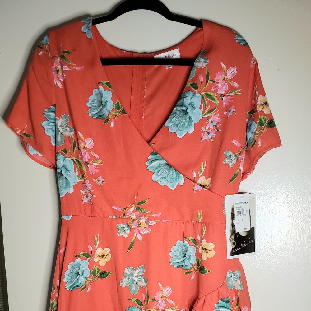 Love Nickie Lew, Size 13, Floral Reddish Orange